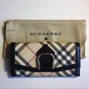 *New* Burberry Wallet